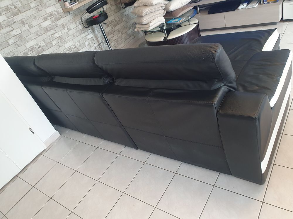 Canap&eacute; cuir noir Brianform Meubles