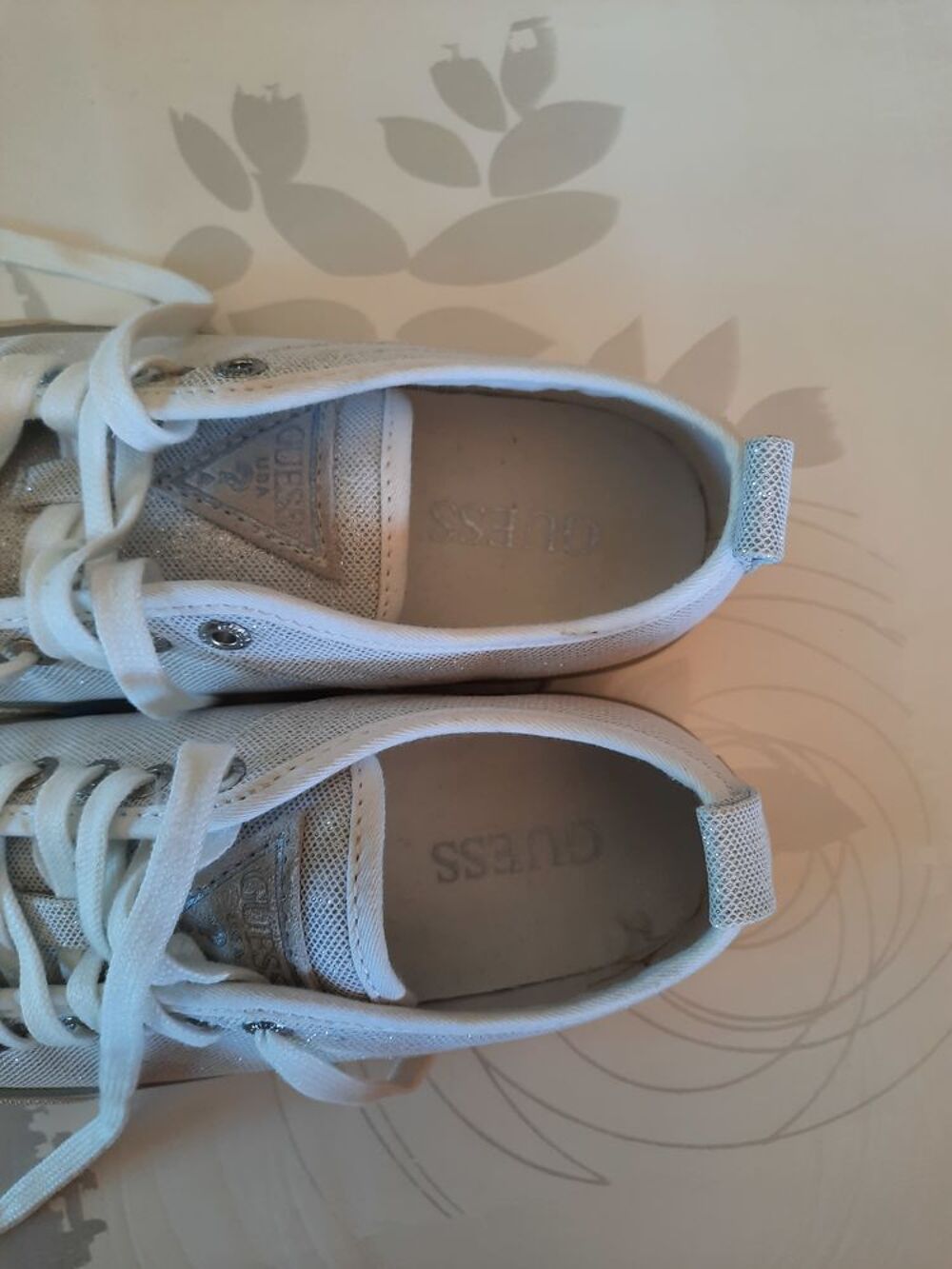 BASKET BASSE GUESS Chaussures