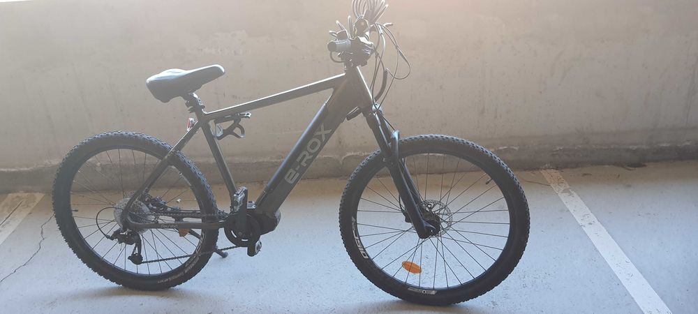 velo vtt electrique avec facture Vélos