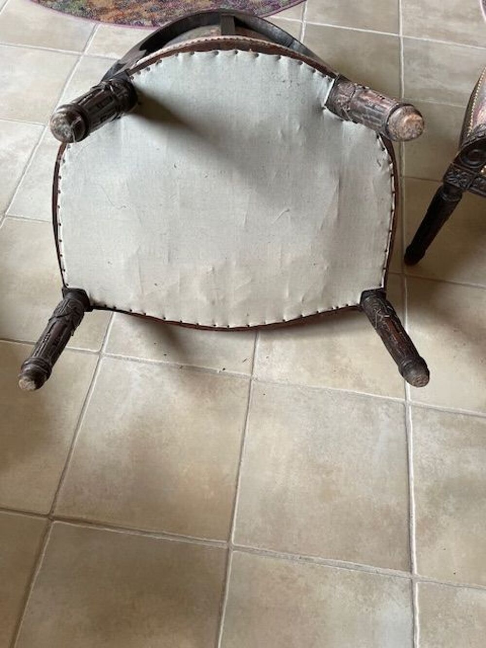 Lot de 2 Fauteuils cabriolets de style Louis XVI
Meubles