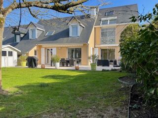  Maison  vendre 8 pices 183 m