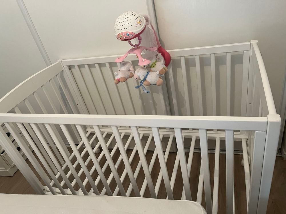 Lit b&eacute;b&eacute; Mixte Meubles
