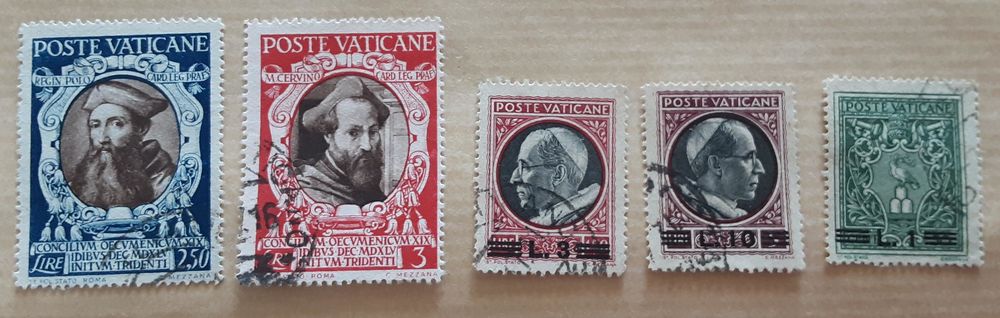 5 timbres &agrave; collection VATICAN &eacute;poque ant&eacute;rieure &agrave; 1950 