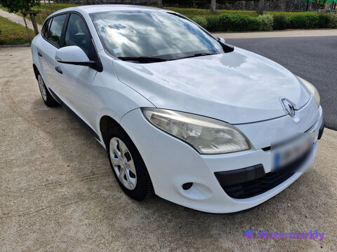 Renault megane iii estate Mégane Estate III 1.5 dCi 110 FAP