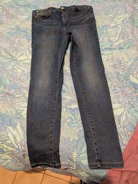 plusieurs vêtements femme Taille 40-42 25 Avignon (84)