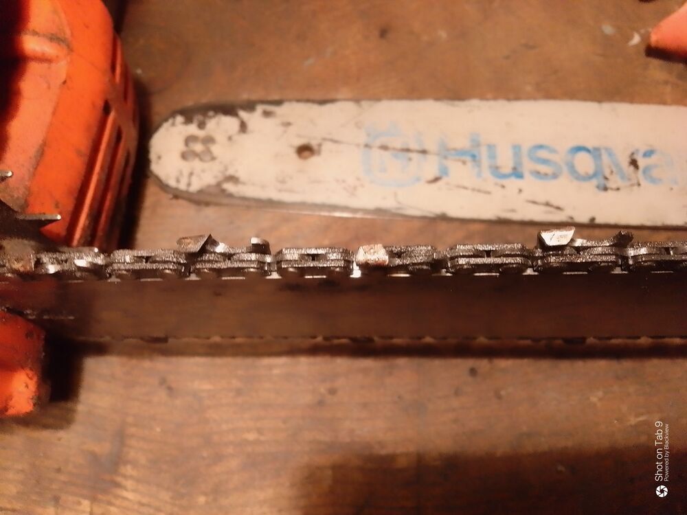 Tron&ccedil;onneuse Husqvarna X-TORQ parfait &eacute;tat Bricolage