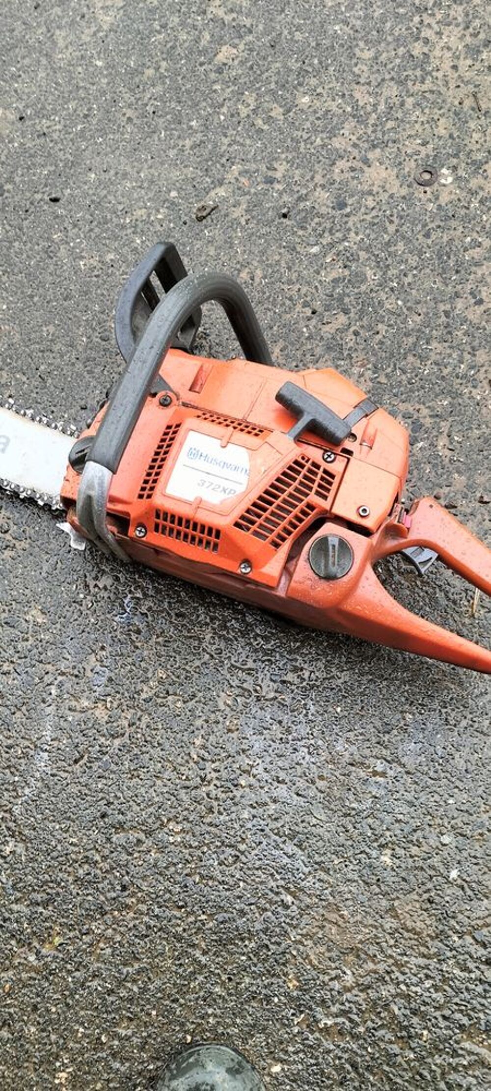 Tron&ccedil;onneuse Husqvarna 372xp
Bricolage