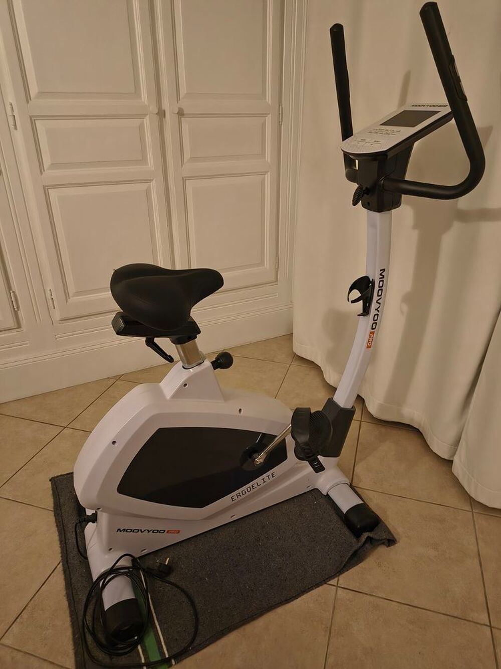 V&eacute;lo d'appartement MOOVYOO Pro Ergoelite Vélos