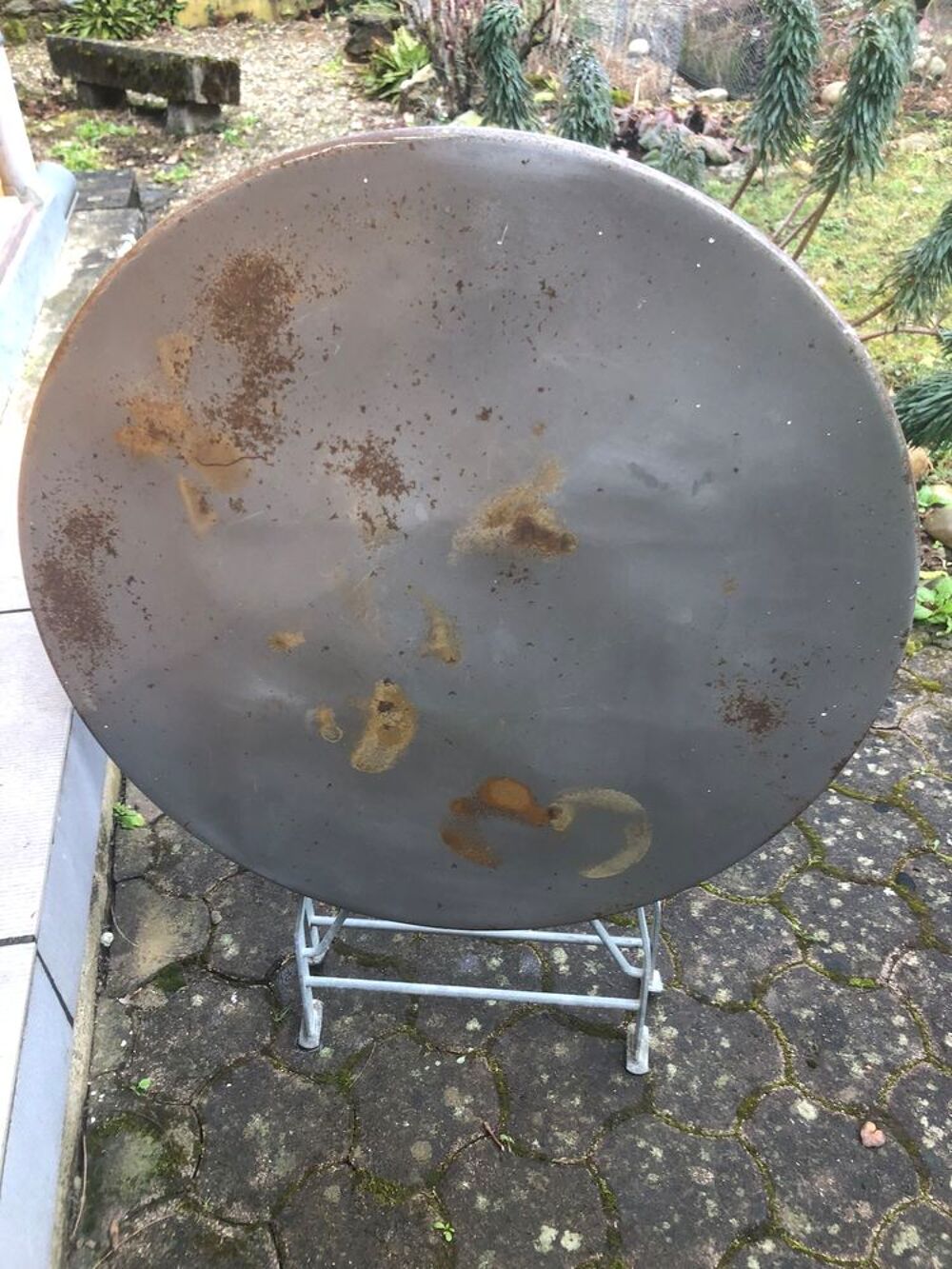 Mobilier de jardin en fer forg&eacute; &agrave; rafra&icirc;chir Meubles