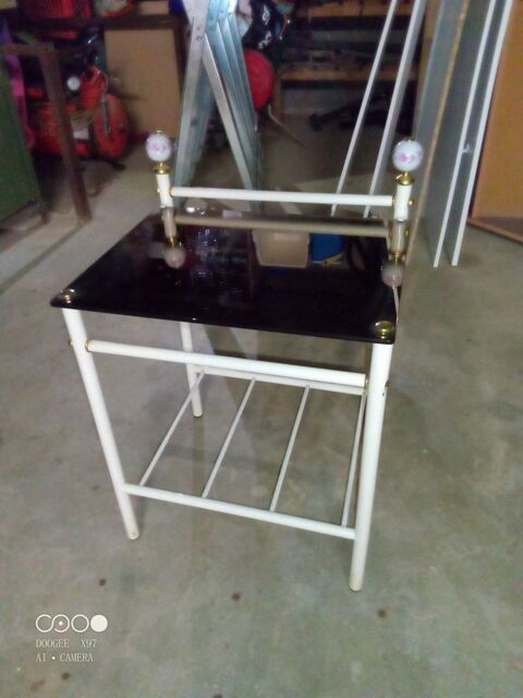 Table de chevet 5 La Meyze (87)