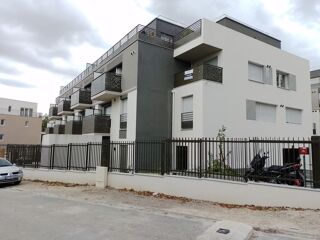  Parking / Garage  louer 13 m