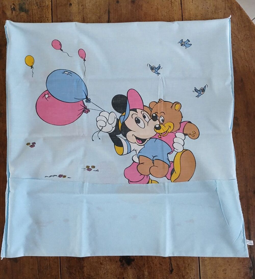 TAIE D'OREILLER WALT DISNEY MICKEY ET MINNIE Décoration