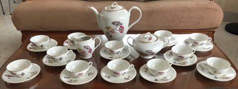 Service � caf� porcelaine de luxe du Berry ADP Royal 40 Rosny-sous-Bois (93)