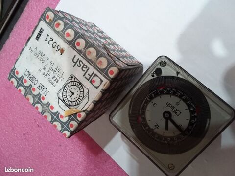 Flash compact 16021 t50 54 Serres-Castet (64)