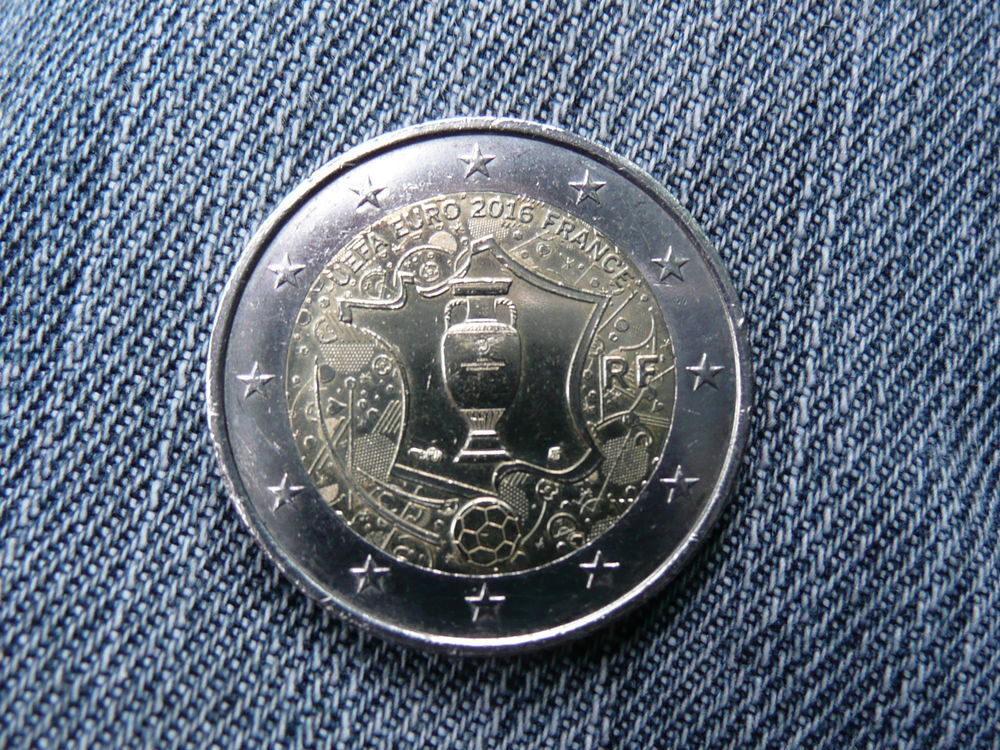 Pi&egrave;ce de 2 euros Coupe UEFA 2016 France 