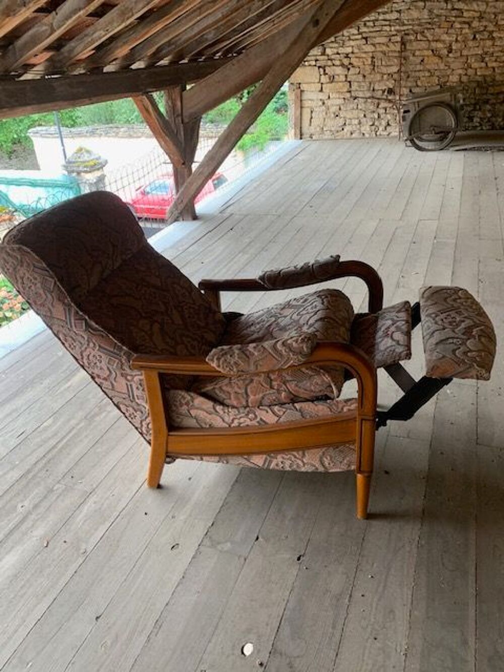 2 fauteuils en tissus avec repose-pied Meubles