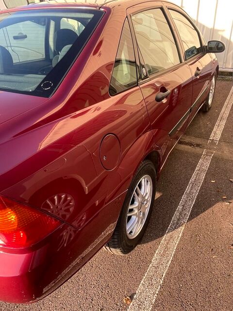 Ford focus 1.8 TDDi - 90 Ghia