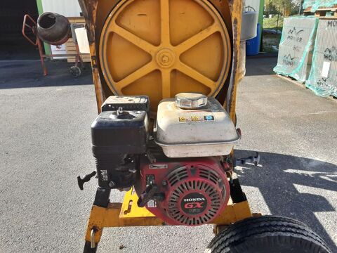 Betonniere 850 Montignac-Charente (16)