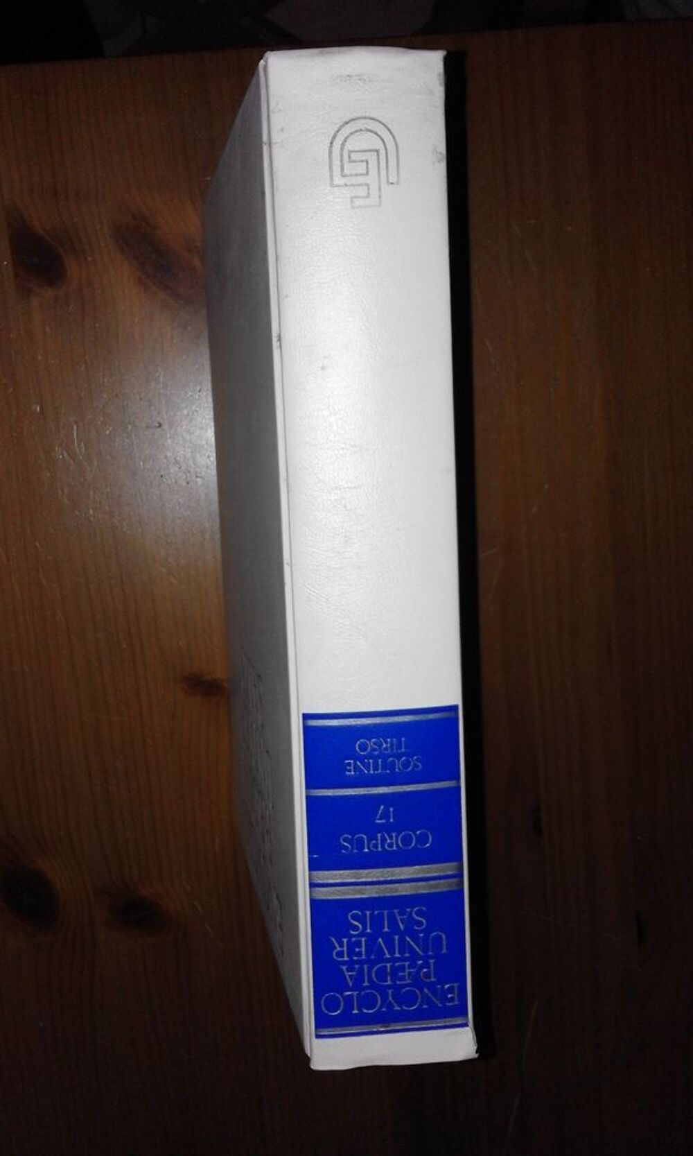 ENCYCLOPEDIE UNIVERSALIS 1988 Livres et BD