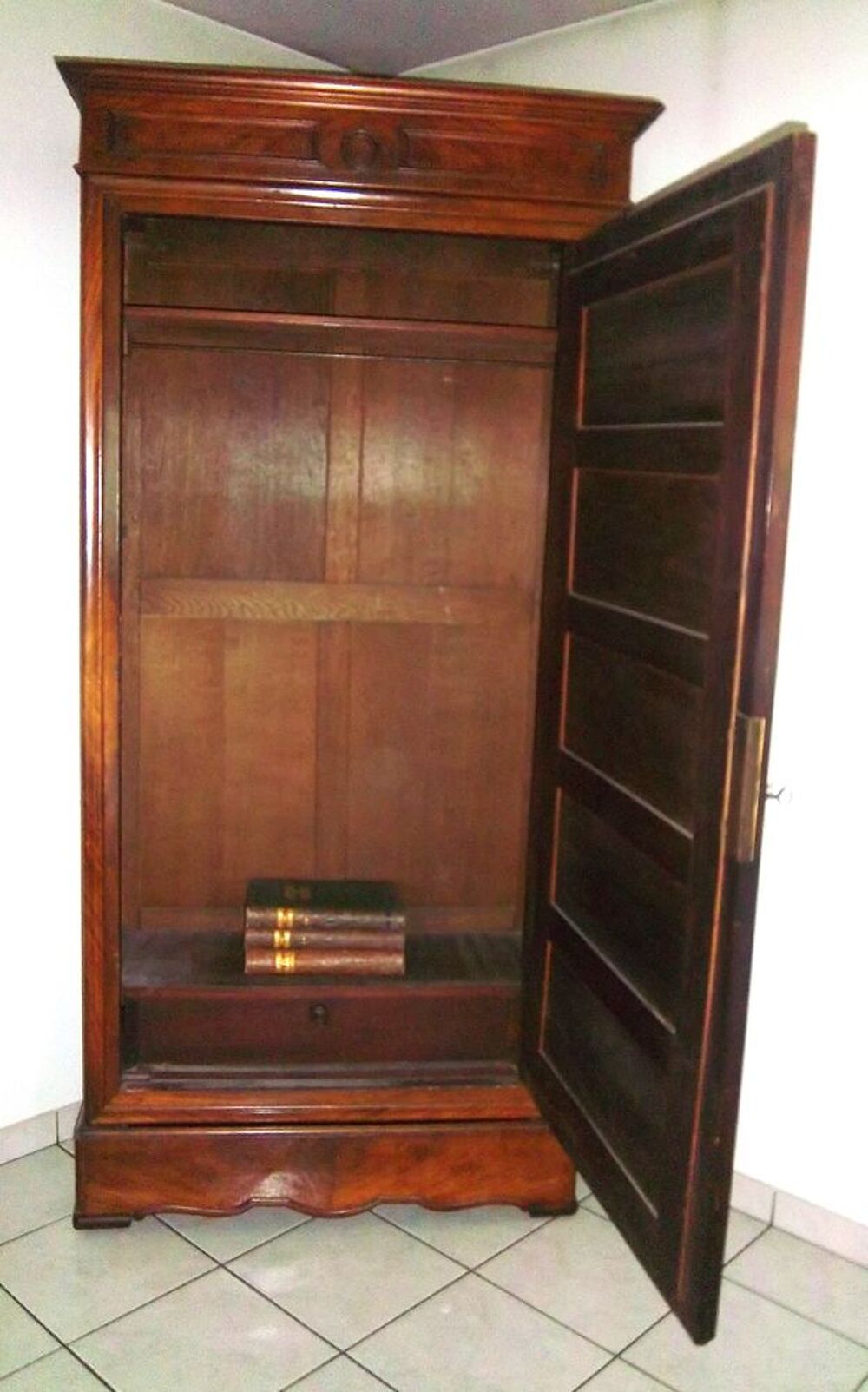 ARMOIRE ANCIENNE TYPE BONNETIERE LINGERE - PORTE AVEC MIROIR Meubles