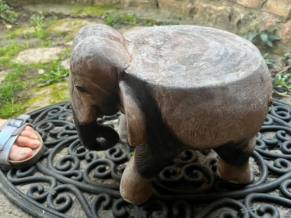 Petit &eacute;l&eacute;phant en bois Mobilier enfants