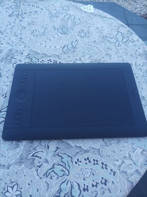 tablette graphique 70 Pacé (35)
