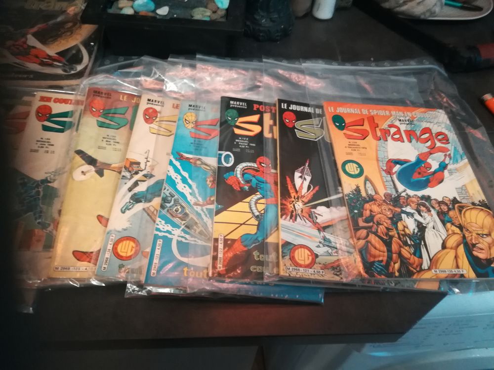 bd strange Livres et BD
