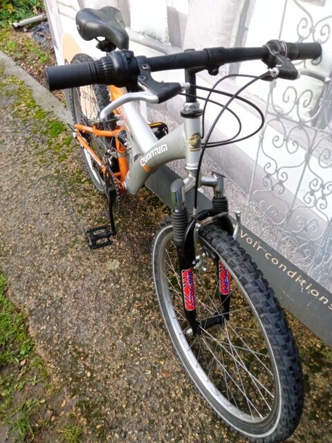 Velo btwin fille 24 pouces occasion 2025