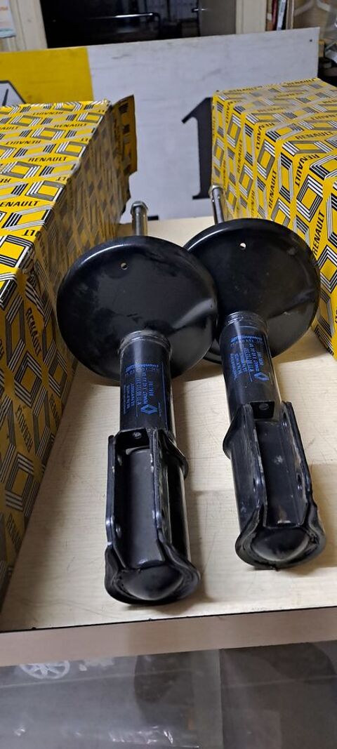 Pi&egrave;ces et &eacute;quipements Voiture Pi&egrave;ces et &eacute;quipements Voiture  occasion Champagney 70290