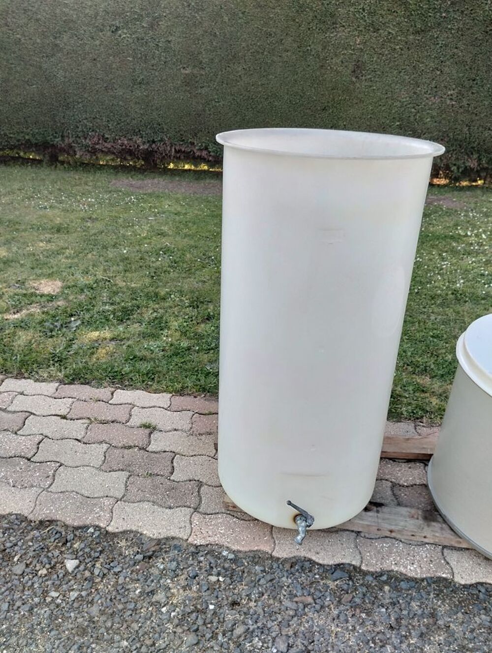 Cuve &agrave; vin o&ugrave; &agrave; eau 150 litres Jardin