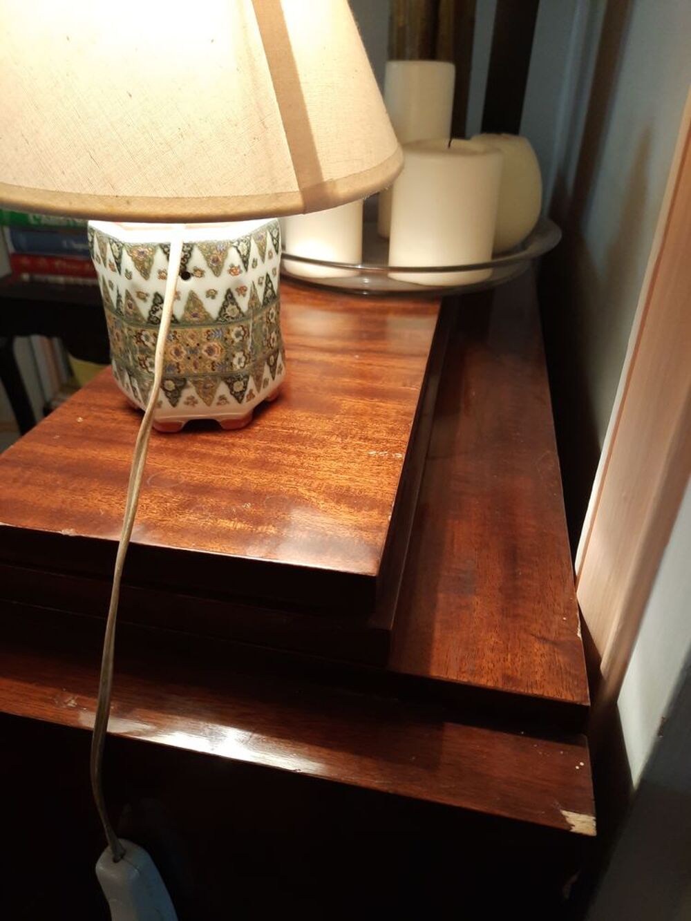 Piano droit acoustique Gaveau, mod&egrave;le "Menuet" ?	 Meubles