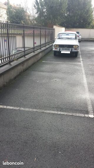  Parking / Garage � louer 10 m�