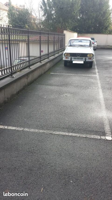  Parking / Garage � louer 10 m�