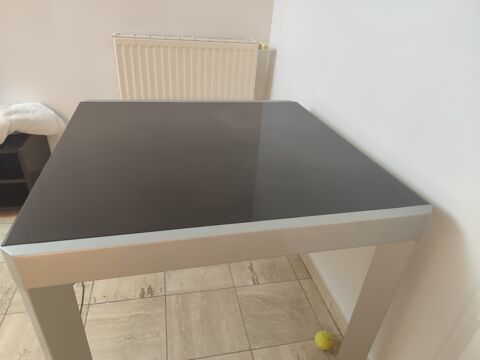 table a mang� en verre Sceaux (92)