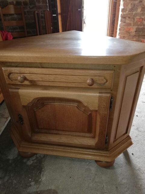 Meuble de tl en chne 400 Laigny (02)