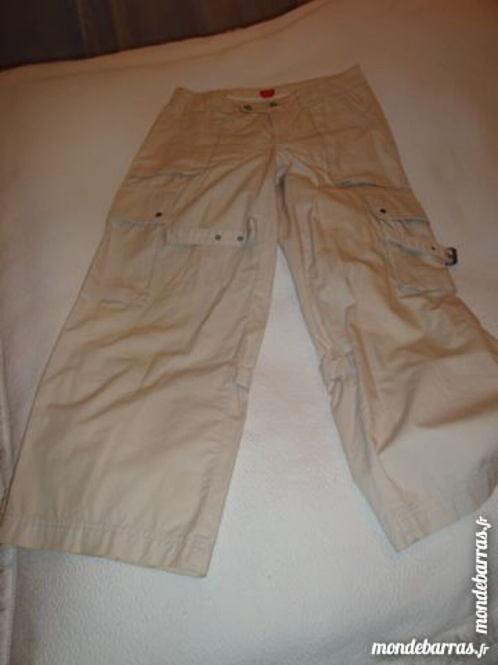 Pantalon beige marque ESPRIT Vêtements