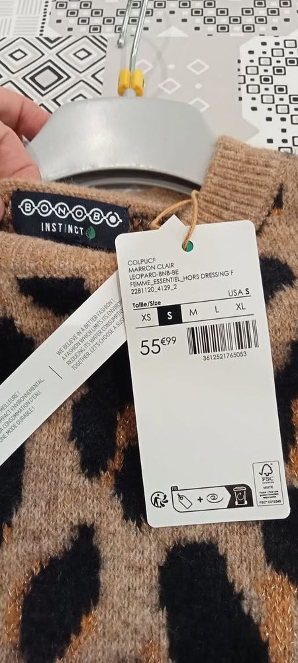 Robe Pull tr&egrave;s chaude Vêtements