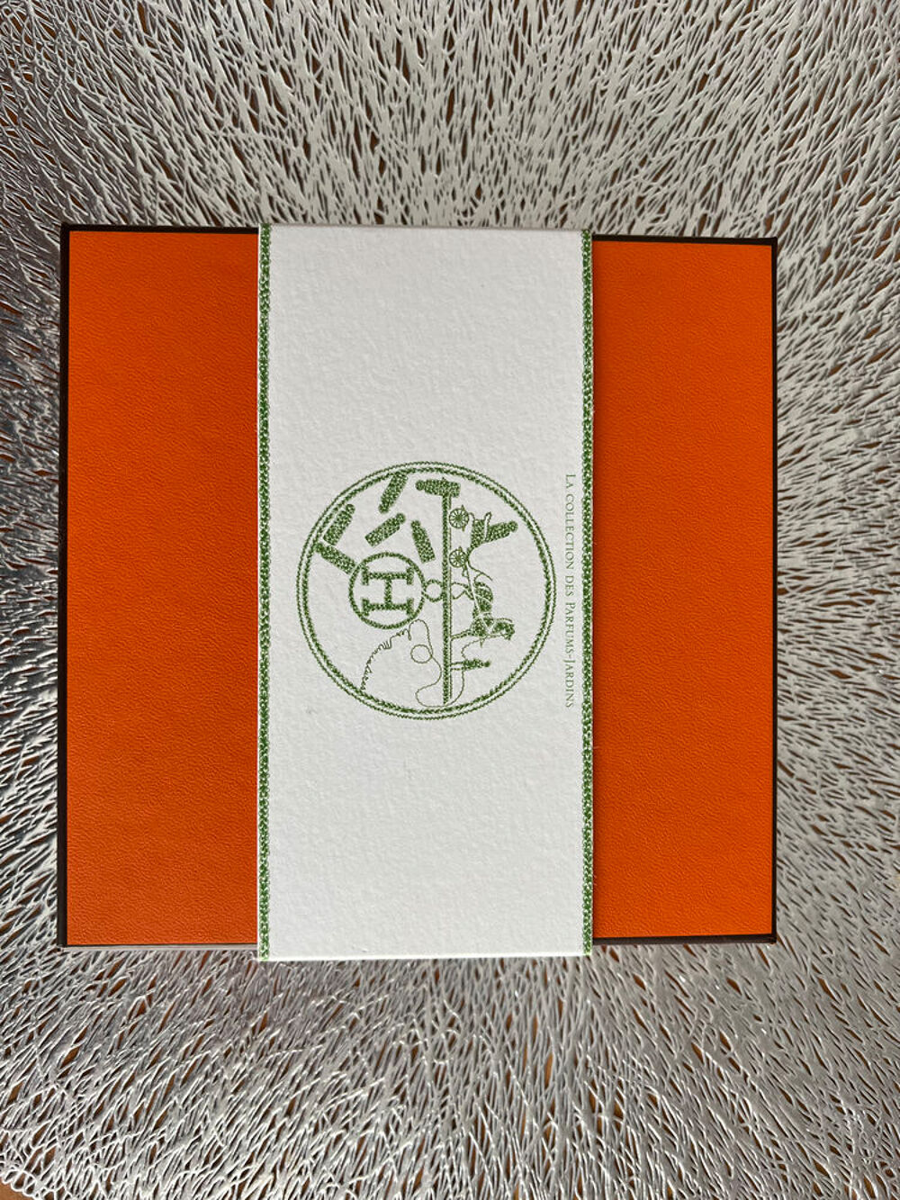 Coffret cadeau de miniatures de parfums Herm&egrave;s 
