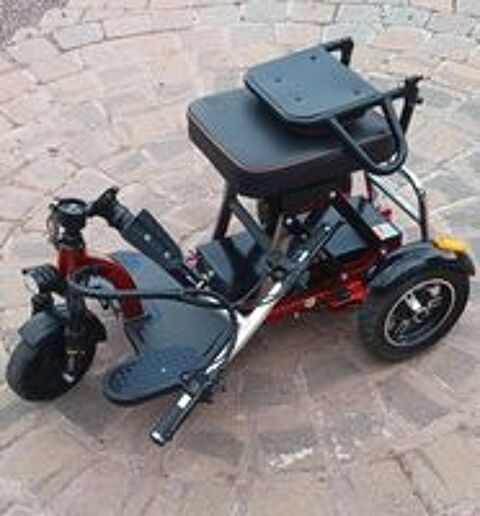   scooter de mobilité électrique 3 roues  pour PMR , 