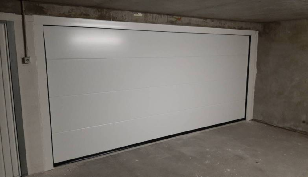 Location Parking/Garage Boxe fermé neuf haut de gamme sécurisé + borne élec Villeurbanne