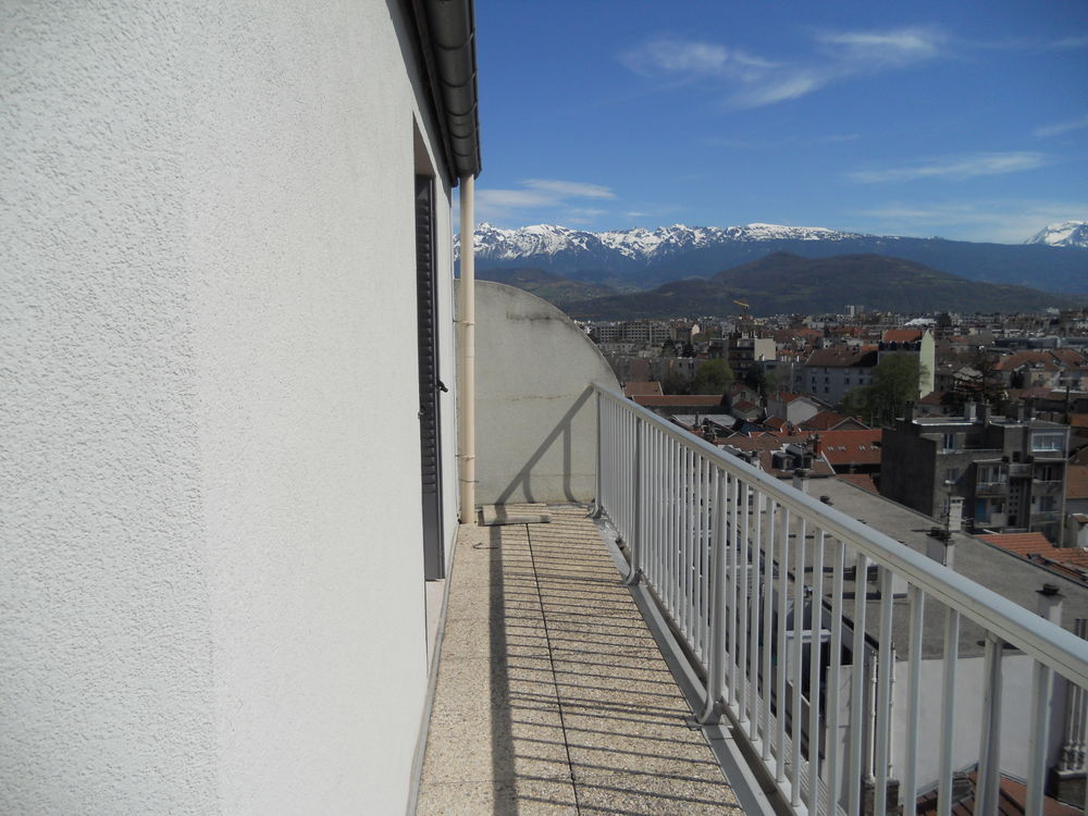 Location Appartement T2 BALCON TERRASSE 360° Grenoble