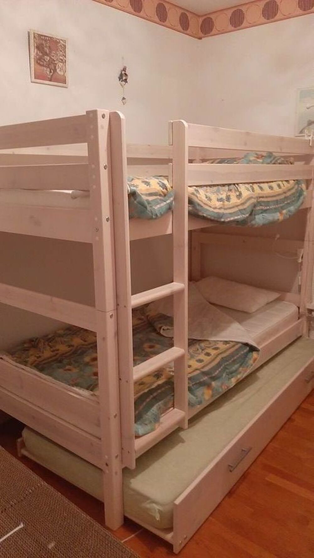 Lits superpos&eacute;s pour enfants ou adultes. Meubles