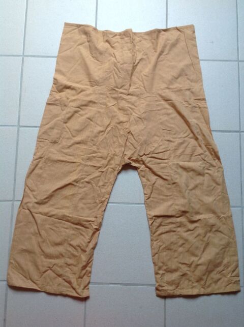 PANTALON BATIK COULEUR MOUTARDE TAILLE UNIQUEnvoi possible
10 Trégunc (29)