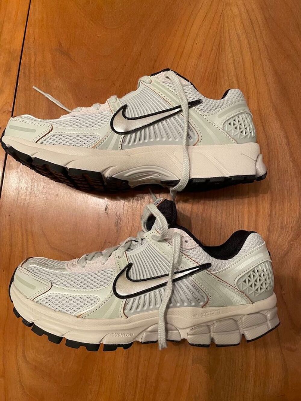 Nike Zoom Vomero 5 light Silver neuf Chaussures