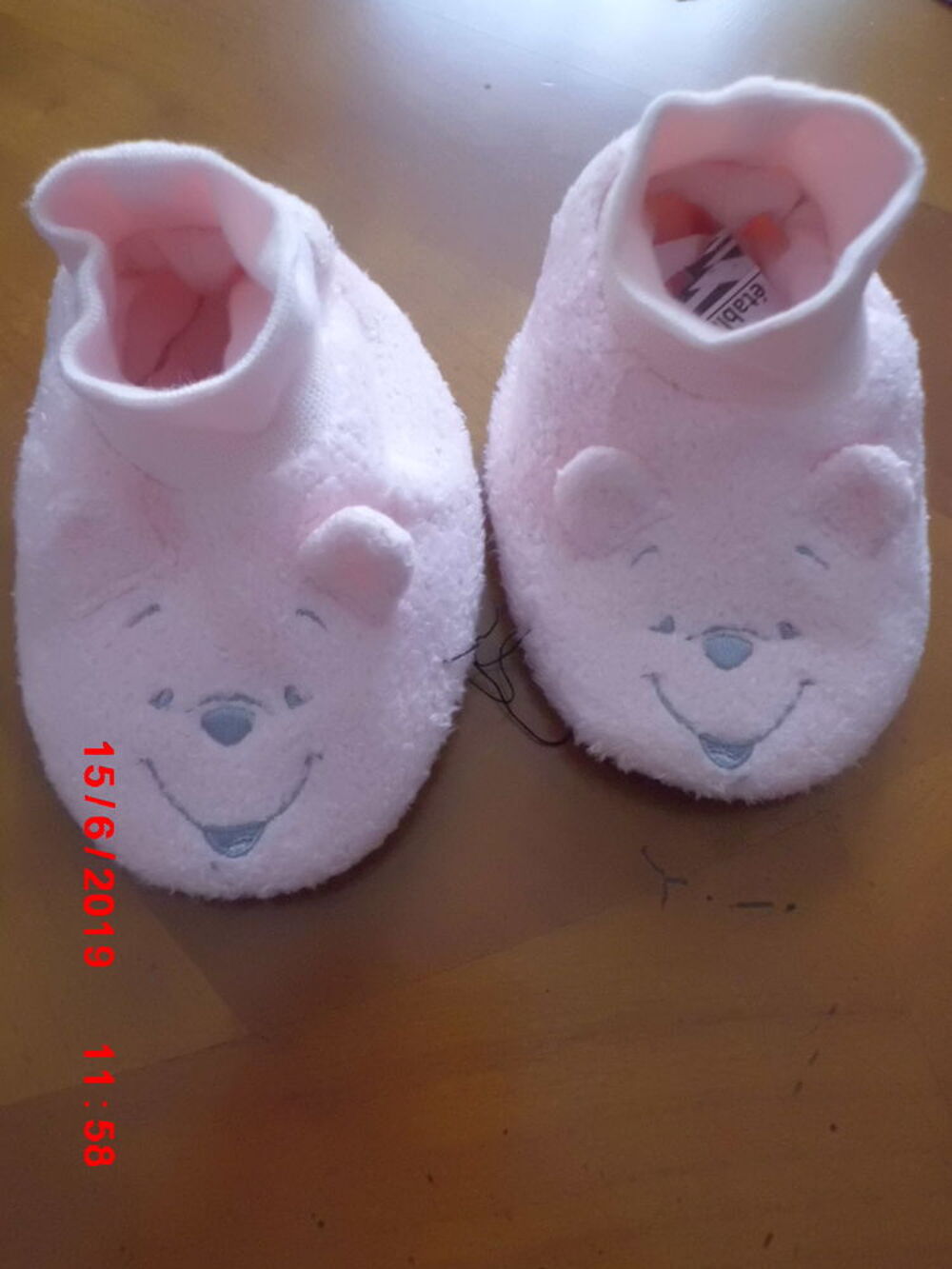 CHAUSSON ROSE WINNIE L OURSON Jeux / jouets