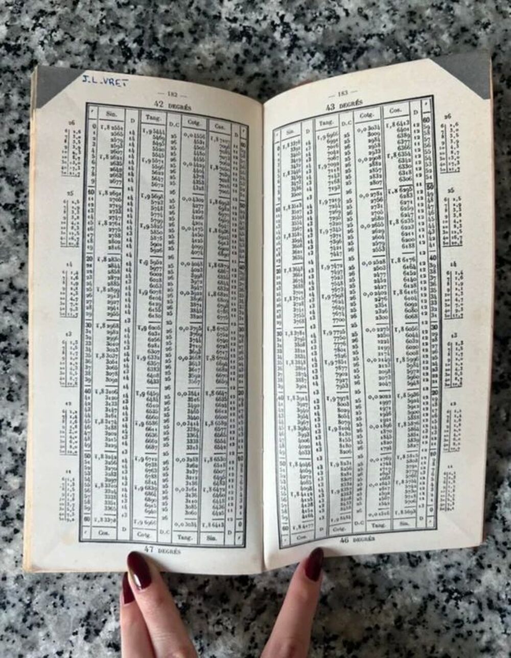 Nouvelles Tables de Logarithmes Bouvart &amp; Ratinet 1974 Livres et BD