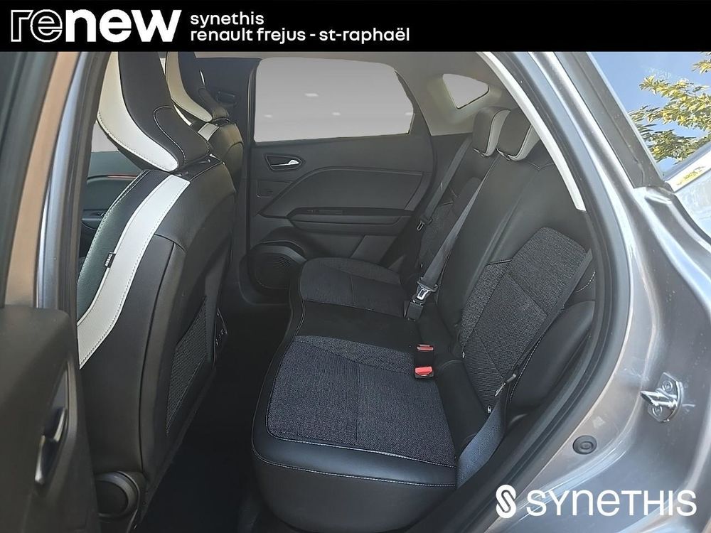 Captur E-Tech 145 - 21 Intens 2022 occasion 83600 Fr&eacute;jus