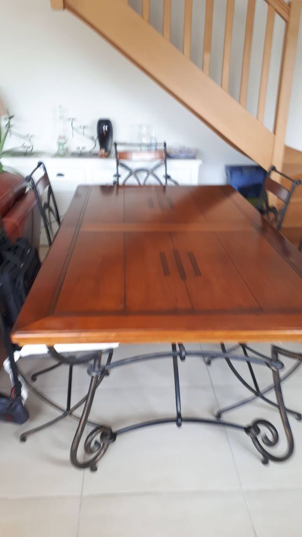 table Merisier plus 2 fauteuils plus 4 chaises Meubles