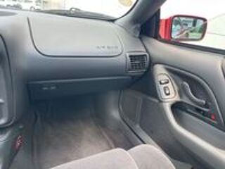 Camaro Coup&eacute; 3.8i V6 A 1999 occasion 33700 M&eacute;rignac