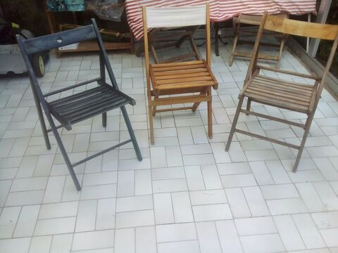 Chaises en bois pliantes 6 Pouilly-sur-Loire (58)